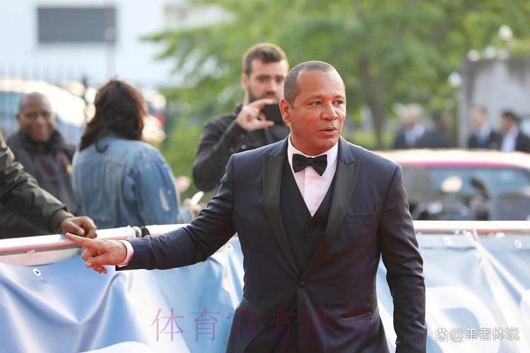 安帅将向老佛爷提要求 想签下那不勒斯中场法比安 安帅将向老佛爷提要求 想签下那不勒斯中场法比安